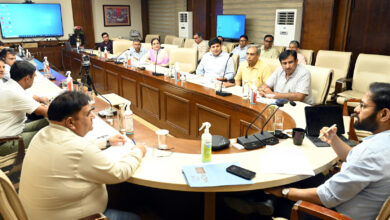 Photo of जीएमडीए के सीईओ एवं निगमायुक्त पीसी मीणा ने की अधिकारियों के साथ महत्वपूर्ण बैठक