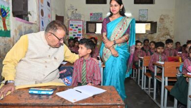 Photo of छात्र-छात्राएं हिन्दी भाषा को अधिक महत्व दे रहे हैं : मंत्री जोशी