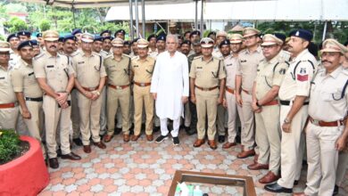 Photo of रायगढ़ बैंक डकैती सुलझाने वाले पुलिस कर्मियों को मिलेगा सम्मान एवं विशेष प्रोत्साहन : मुख्यमंत्री