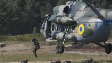 Photo of यूक्रेन में दो सैन्य हेलीकॉप्टर दुर्घटनाग्रस्त