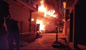 Photo of कानपुर में फैक्ट्री में लगी आग….