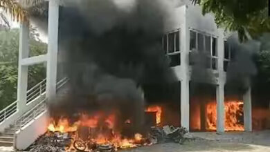 Photo of एनसीपी विधायक प्रकाश सोलंके के घर में लगाई आग…