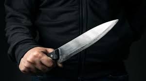 Photo of विशाखापत्तनम में एक व्यक्ति ने एक महिला को चाकू से हमला कर उतारा मौत के घाट…
