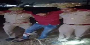 Photo of पुलिस की गोली से दिल्ली का लुटेरा घायल…