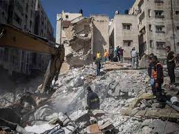 Photo of इजरायल ने किए हवाई हमले, कई इमारतें हुई जमींदोज