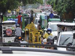 Photo of कानपुर में वाहनों के आवागमन पर रहेगा प्रतिबंध….