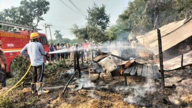 Photo of BSNL के पास रिहायसी झोपड़ी में लगी आग