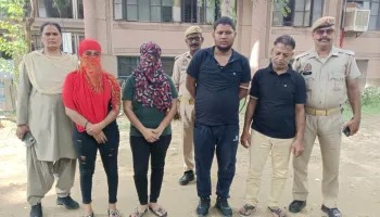 Photo of हरिद्वार के एक गेस्ट हाउस में सेक्स रैकेट का भंडाफोड़, चार महिलाओं सहित 7 गिरफ्तार