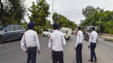 Photo of दिल्ली में प्रतिबंध के दौरान चलने वाले वाहनों पर लगाया गया पांच करोड़ का जुर्माना