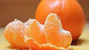 Photo of सर्दियों में रोजाना संतरा खाने से मिलते हैं ये गजब के फायदे….