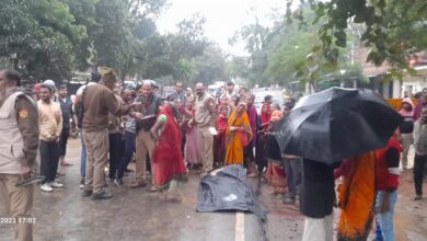 Photo of तेज रफ्तार डंपर की चपेट से दो सगे भाइयों की दर्दनाक मौत