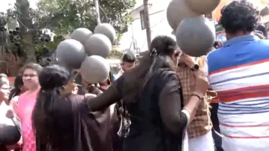 Photo of ‘सरस्वती मंडपम’ को लेकर भाजपा समर्थकों ने किया प्रदर्शन