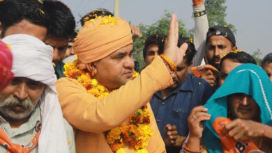 Photo of बाबा बालकनाथ नाथ ने कार्यकर्ताओं संग मनाया जीत का जश्न