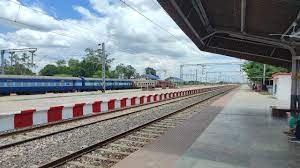 Photo of उत्तर प्रदेश: इस जिले में खत्म हो जाती है रेल लाइन….