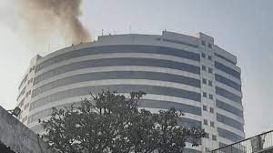 Photo of दिल्ली: कनॉट प्लेस की गोपाल दास बिल्डिंग में लगी आग, दमकल की कई गाड़ियां मौके पर