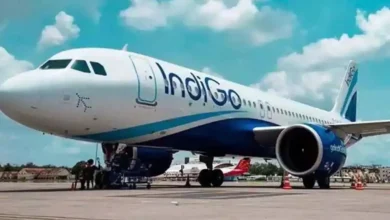 Photo of एयरलाइन कंपनी इंडिगो पर भड़का यात्री