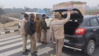 Photo of क्षेत्राधिकारी मुसाफिरखाना ने अमेठी-सुलतानपुर के थौरी बॉर्डर थानाक्षेत्र भाले सुल्तान शहीद स्मारक पर की गयी चेकिंग ।