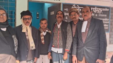 Photo of संगठन ने तीन अधिवक्ताओं को दी दस-दस हजार रुपये की धनराशि