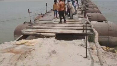 Photo of यूपी और बिहार को जोड़ने वाला पीपा पुल बंद
