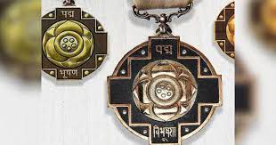 Photo of Padma Awards 2024: इस बार सबसे ज्यादा लोगों को मिले हैं पद्म पुरस्कार…