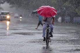 Photo of दिल्ली-एनसीआर के कई इलाकों में शुरू हो गई बारिश…