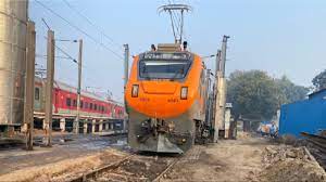 Photo of देश की पहली अमृत भारत ट्रेन सेंट्रल से गुजरी….