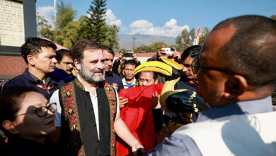 Photo of मणिपुर के सेनापति में राहुल गांधी ने किया लोगों को संबोधित