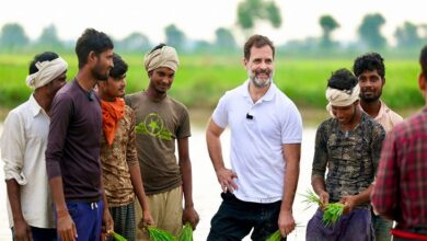 Photo of राहुल गांधी ने किया किसानों का समर्थन