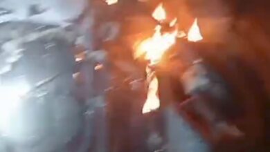 Photo of मुस्तफाबाद में अराजकतत्वों ने दरवाजे पर खड़ी दो बाइकों में लगाई आग