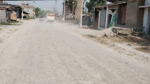 Photo of उत्तर प्रदेश के कुशीनगर जिले में एक साल मे तीन बार बनी सड़क 