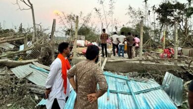 Photo of बंगाल के जलपाईगुड़ी में तूफान से चार लोगों की मौत, 100 से अधिक घायल; PM मोदी ने जताया शोक…