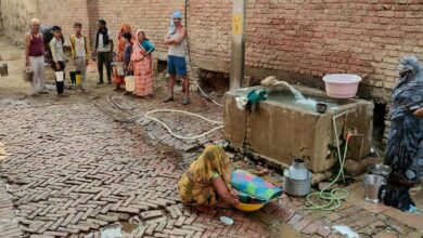 Photo of भीषण गर्मी में ग्रामीणों को पानी की किल्लत, विभाग साधे है मौन