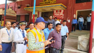 Photo of मण्डल रेल प्रबंधक ने किया बाराबंकी, अयोध्या कैंट, शाहगंज, जौनपुर, सुल्तानपुर, का निरीक्षण