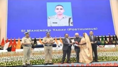 Photo of महेन्द्र यादव को मरणोपरांत राष्ट्रपति का पुलिस पदक करीब आठ साल बाद किया प्रदान