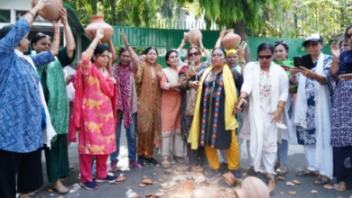 Photo of दिल्ली में जलसंकट, आतिशी के घर के बाहर भाजपा का ‘मटका फोड़’ प्रदर्शन