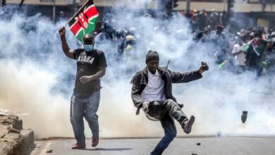 Photo of केन्या में हिंसक प्रदर्शन, भारत ने अपने नागरिकों के लिए जारी की एडवाइजरी