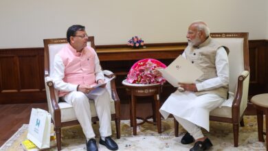 Photo of मुख्यमंत्री ने प्रधानमंत्री से की भेंट, उत्तराखंड के विकास के लिए कई विषयों पर की चर्चा
