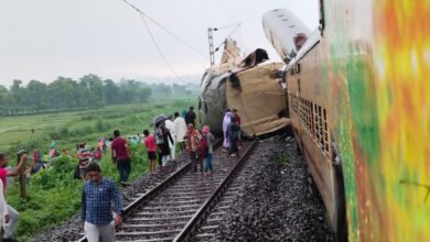 Photo of बड़ा ट्रेन हादसा, दो रेलगाड़ियों की आपस में टक्कर, 5 की मौत, कई घायल