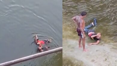 Photo of नदी में कूदे युवक को बचाने के बाद मछुआरे ने पीटा