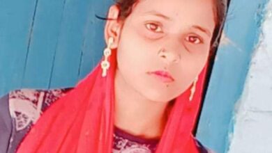 Photo of 22 वर्षीय विवाहिता की संदिग्ध परिस्थितियों में हुई मौत परिजनों ने लगाया दहेज हत्या का आरोप