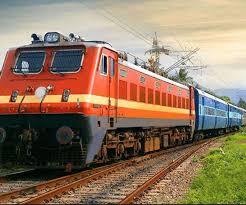 Photo of गोंडा कचहरी-मैजापुर-करनैलगंज स्टेशनों के बीच ब्लाक के कारण 100 से अधिक ट्रेनें प्रभावित