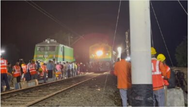 Photo of कंचनजंगा एक्सप्रेस हादसाः ट्रैक की मरम्मत के बाद अप एवं डाउन लाइन शुरू