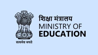 Photo of सरकार कस्तूरबा गांधी बालिका विद्यालयों में आईसीटी लैब और स्मार्ट कक्षाएं उपलब्ध कराएगी : शिक्षा मंत्रालय