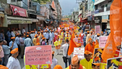 Photo of बांग्लादेश में हिन्दुओं पर अत्याचार के विरोध में ऐतिहासिक मेरठ बंद, पैदल मार्च निकाला