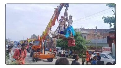 Photo of हरदोई में अनोखी कांवड़ यात्रा, बुलडोजर पर सवार होकर गंगाजल लेने निकले कांवड़िए