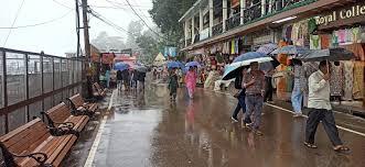 Photo of हिमाचल प्रदेश के पांच जिलों में बाढ़ का खतरा, 18 अगस्त तक भारी बारिश का अलर्ट