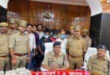 Photo of पुलिस ने अंतर्जनपदीय चोर गैंग को धर दबोचा 5 लाख की नकदी के साथ चोरी का सामान बरामद