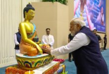 Photo of विश्व को PM मोदी का संदेश, कहा- भगवान बुद्ध से सीखे, युद्ध छोड़ शांति के रास्ते पर लौटे दुनिया