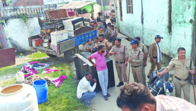 Photo of गौ हत्या में लिप्त दो आरोपितों के घर में पुलिस ने की कुर्की