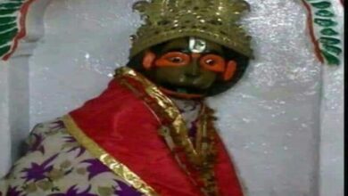 Photo of रामनगर दुर्ग में दक्षिणमुखी काले हनुमान जी के दर्शन के लिए उमड़ा सैलाब